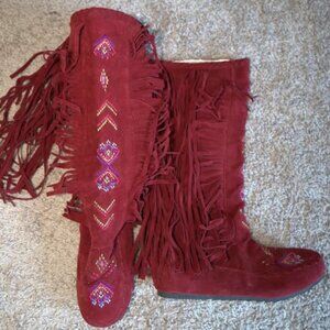 Boho Burgundy Suede Fringe Moccasin Boots Size 8/9